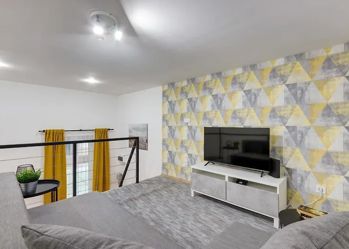 - New - Modern