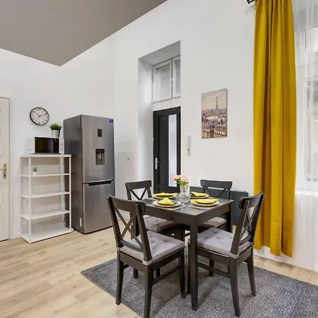 - New - Modern Apartament